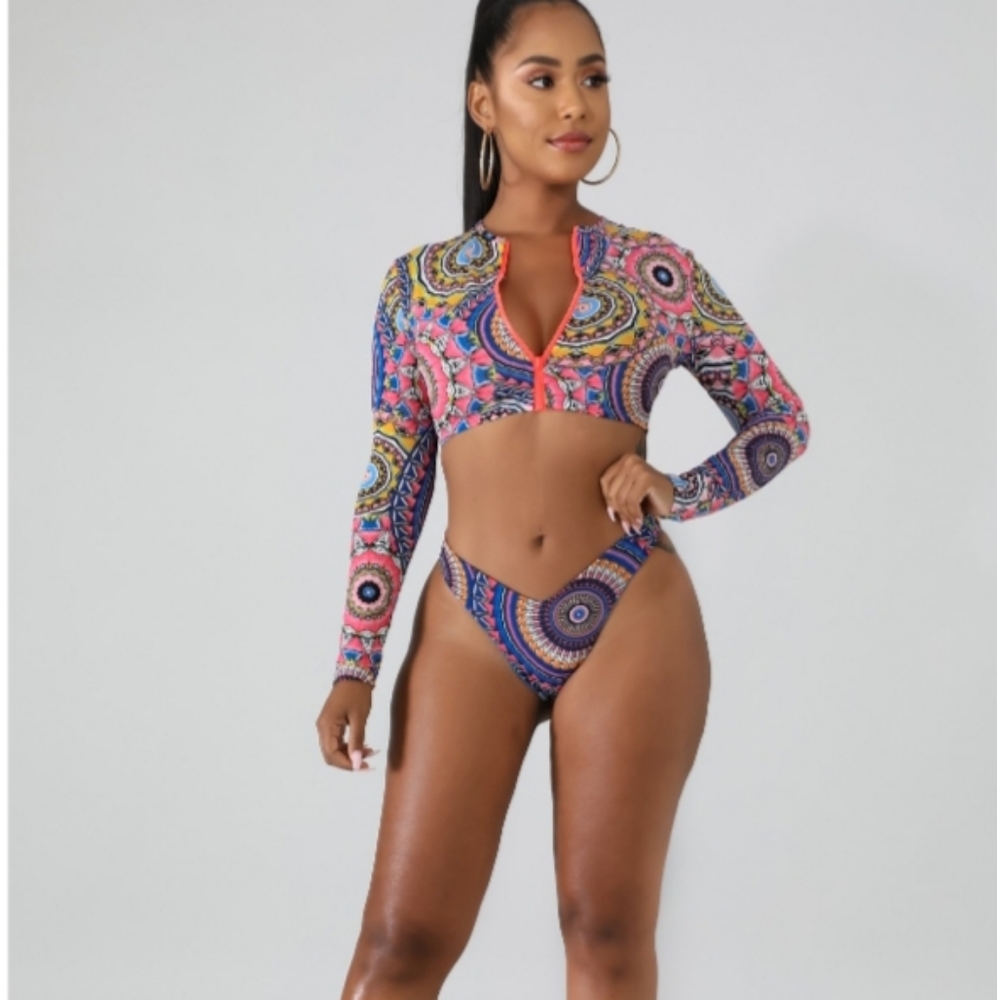 Medallion Swim Set